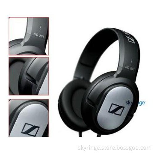 High quality wired headphone with mic